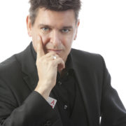 magiker hans lindström porträtt kort i ärmen